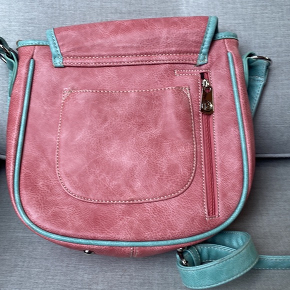 P & G crossbody bag with adjustable strap pretty pink and turquoise - Picture 8 of 12
